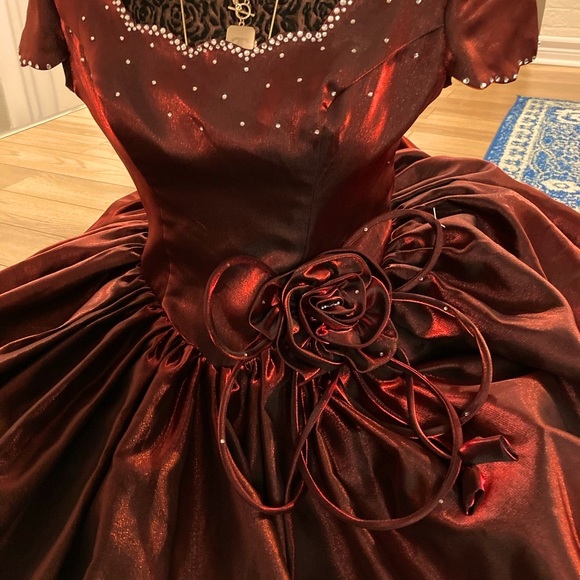 Elegant Cognac (dark orange) vintage look dress - Picture 10 of 16